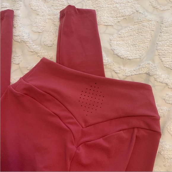 Women’s XS GYMSHARK x WHITNEY SIMMONS Hot Fire Pink Whitney Leggings NWT - Picture 6 of 10